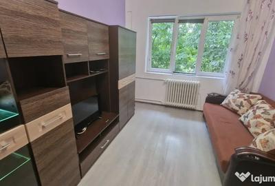 Garsonieră în Astra