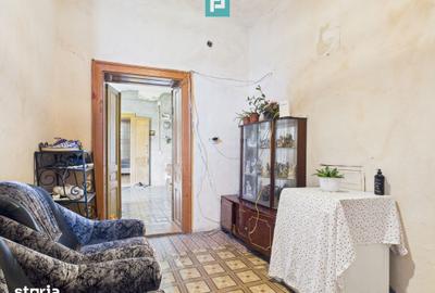 Casă cu 4 camere cu Teren 5942 Mp în Variaș