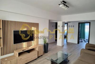 Apartament cu 4 camere decomandat, mobilat în Central