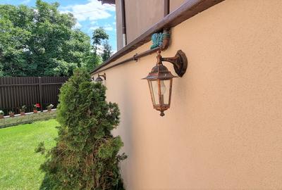 Casă individuală cu 5 camere cu Canalizare în 23 August - 4