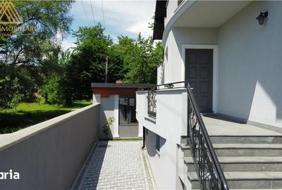 Casă cu 6 camere cu Teren 850 Mp în Central - 9