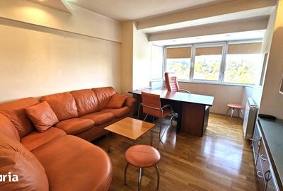Spațiu comercial, de 100 mp, în Centrul Civic
