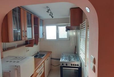 Apartament cu 2 camere semidecomandat în Dristor - 6