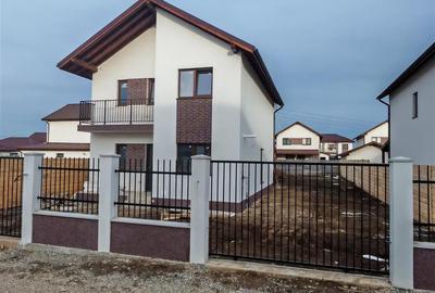 Casă individuală cu 5 camere cu Teren 500 Mp în Tărlungeni