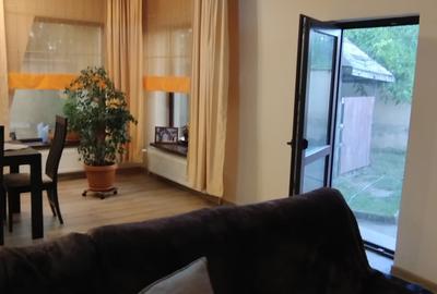 Casă cu 5 camere cu Teren 468 Mp în Lazu