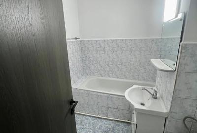 Garsonieră decomandată în Nicolina - 11