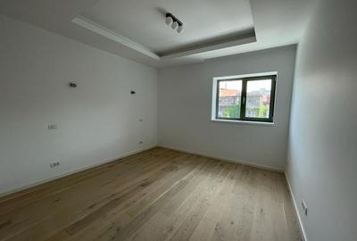 Casă individuală cu 11 camere cu Canalizare în Dorobanți - 20