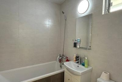 Apartament cu 2 camere decomandat în Lipovei