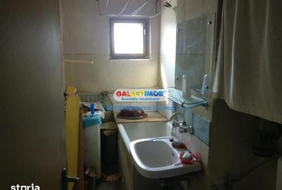 Apartament cu 2 camere decomandat în Aviației