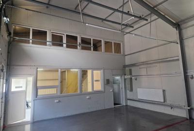 Spațiu comercial, de 100 mp, în Central - 1