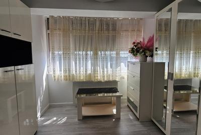Apartament cu 3 camere semidecomandat în Titan - 5