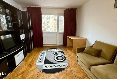 Garsonieră decomandată în Complex Studențesc - 1