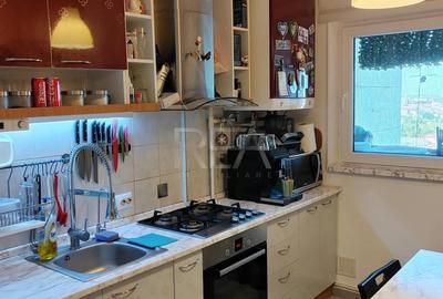 Apartament cu 2 camere semidecomandat în Colentina