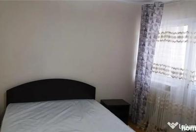 Apartament cu 2 camere decomandat în Hala Centrală