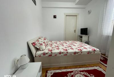 Apartament cu 3 camere, mobilat în Centrul Istoric - 11