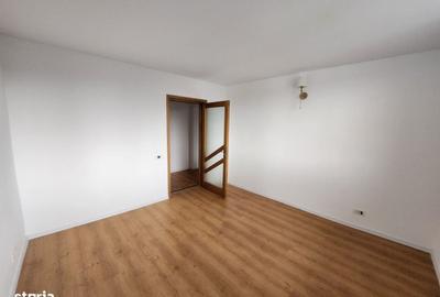 Apartament cu 3 camere decomandat în Nazărioaia - 15