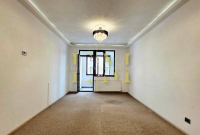 Apartament cu 3 camere decomandat în Tractorul - 2