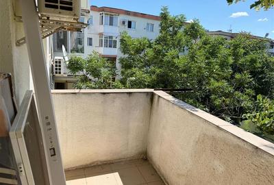 Apartament cu 2 camere decomandat în 9 Mai - 14