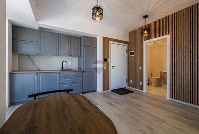 Apartament cu 2 camere decomandat, mobilat în Tractorul