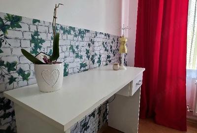 Apartament cu 3 camere semidecomandat în Central - 8