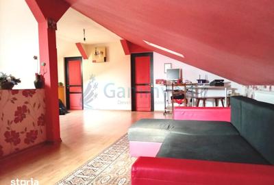 Apartament cu 3 camere decomandat în Nufărul