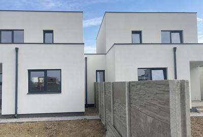 Casă cu 4 camere în Domnești - 3
