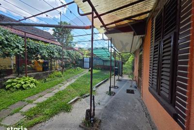 Apartament cu 3 camere decomandat în Vitrometan
