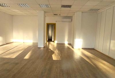 Spațiu comercial, de 70 mp, în Griviței