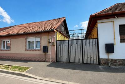 Casă individuală cu 3 camere cu Canalizare în Dragoș Vodă - 1