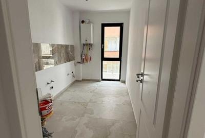 Apartament cu 2 camere semidecomandat în Giroc