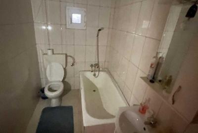 Casă cu 4 camere în Forău