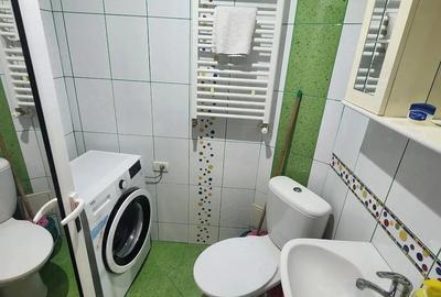 Apartament cu 4 camere decomandat în Ultracentral