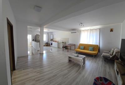 Casă cu 4 camere în Brănești - 2