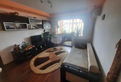 Apartament cu 2 camere semidecomandat, mobilat în Mircea cel Bătrân - 1