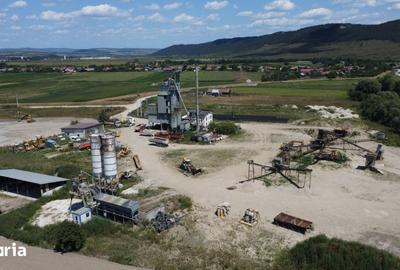 Teren de 30000 mp, în Bonț