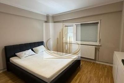 Apartament cu 3 camere decomandat, mobilat în Spitalul Județean
