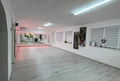 Spațiu comercial, de 60 mp, în Central - 2