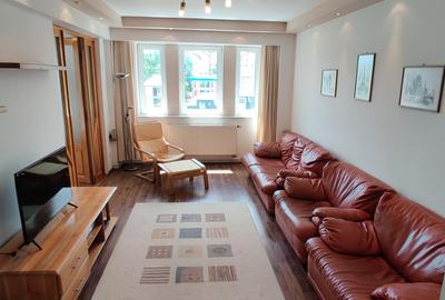 Apartament cu 4 camere decomandat în Zorilor