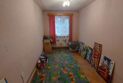 Apartament cu 3 camere decomandat în Luduș