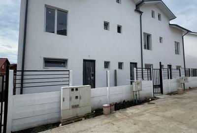 Casă cu 4 camere cu Canalizare în Bragadiru