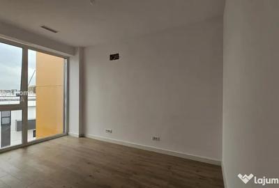 Casă cu 5 camere cu Teren 128 Mp în Pipera