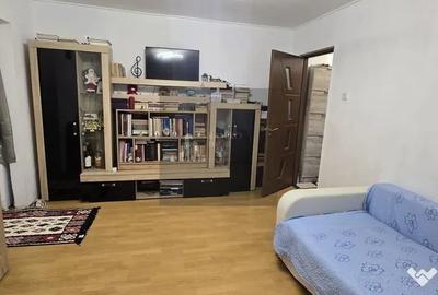 Apartament cu 2 camere semidecomandat în Brâncoveanu