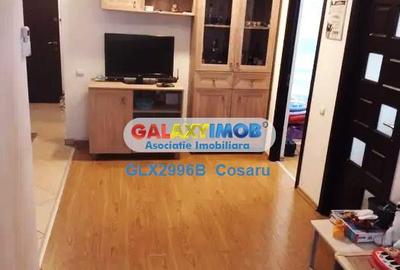 Apartament cu 3 camere semidecomandat în Rahova