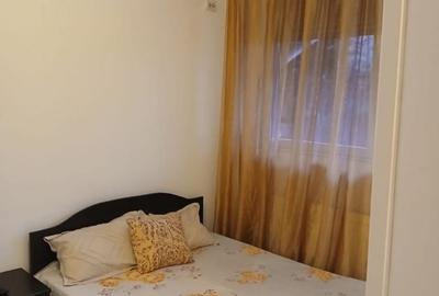 Apartament cu 3 camere semidecomandat în Chiajna