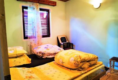 Casă individuală cu 6 camere cu Canalizare în Breaza - 9
