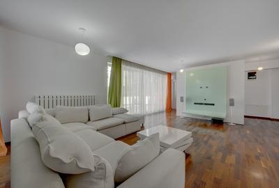 Apartament cu 4 camere decomandat în P-ța Victoriei - 4