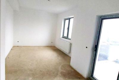 Duplex cu 5 camere cu Canalizare în Central - 14