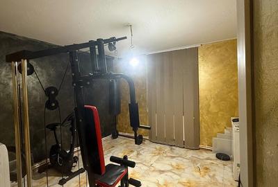Casă cu Teren 230 Mp în Central - 4
