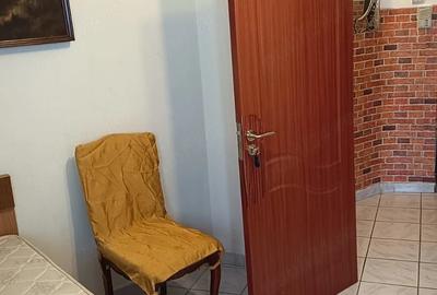 Garsonieră semidecomandată în Titan