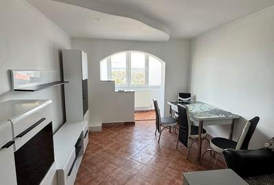 Apartament cu 3 camere decomandat în Central - 3
